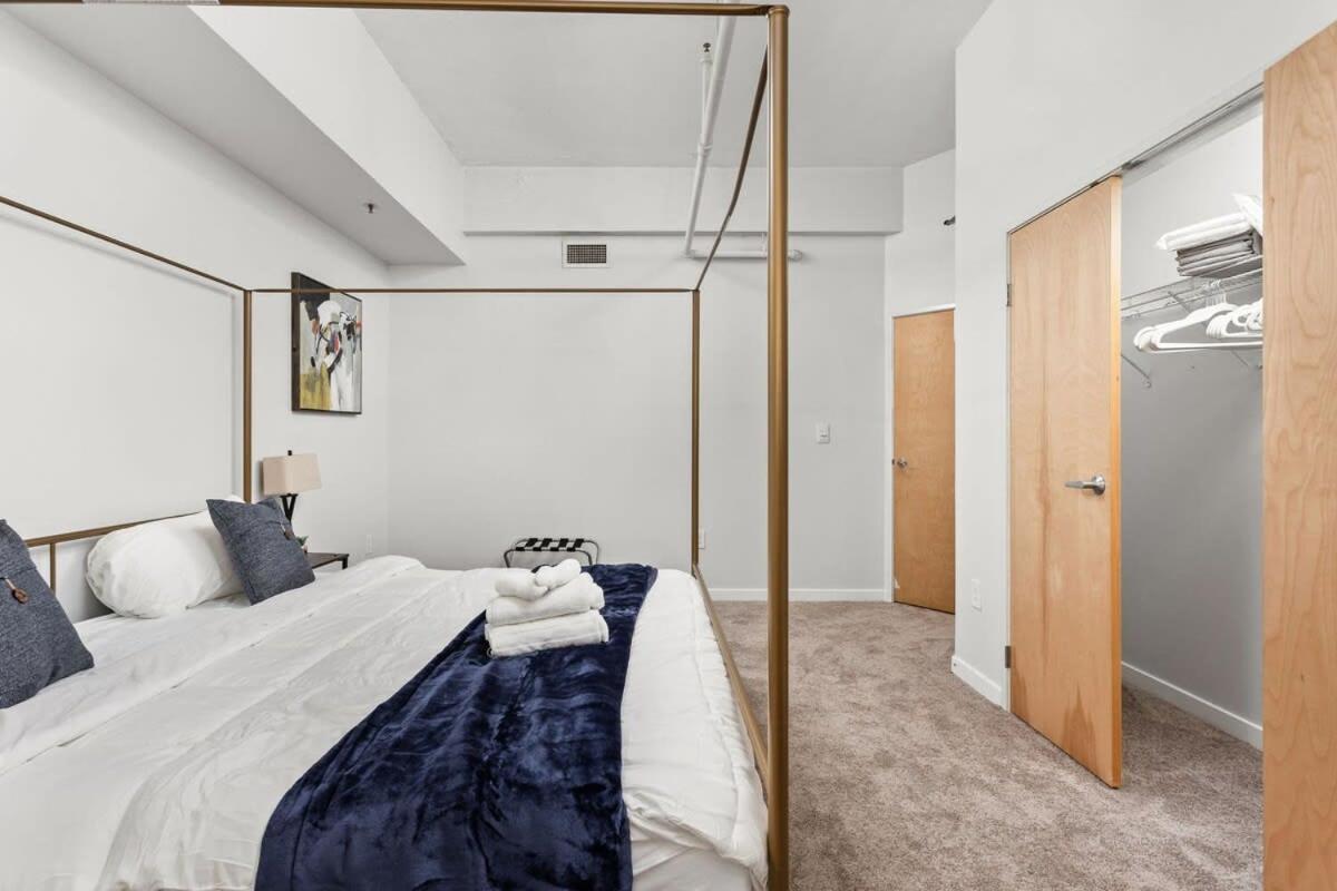 Modern Downtown Apartment 2Br 2Ba By Cozysuites Indianapolis Extérieur photo